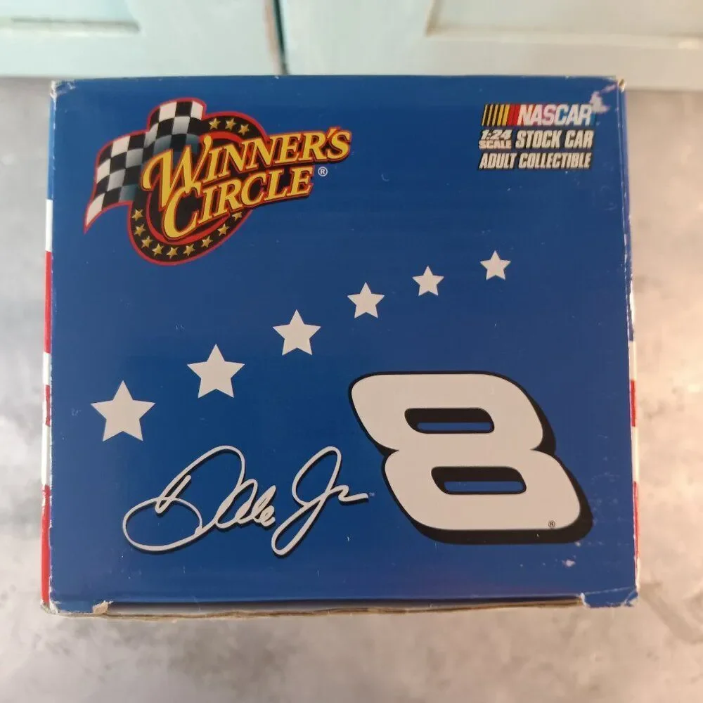 Dale Earnhardt Jr #8 Budweiser Stars & Stripes 2007 1:24 Scale Diecast Car